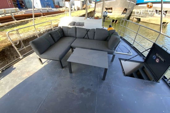 Luxe motor 22 m usata in vendita