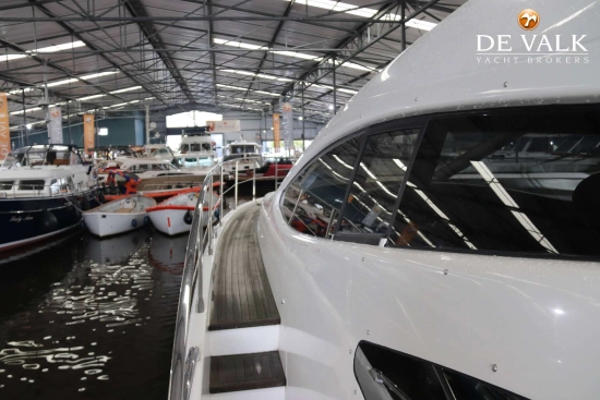 Azimut 68 Plus usata in vendita