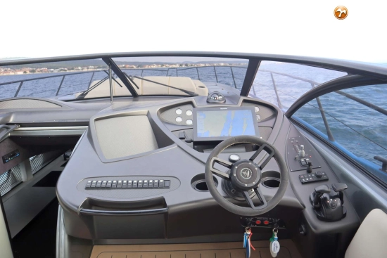 Sunseeker Predator 56 usado à venda