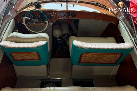 Riva Aquarama usata in vendita