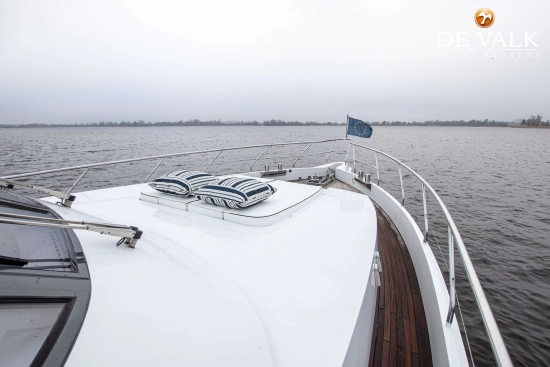Van Der Valk Explorer 25 m usata in vendita