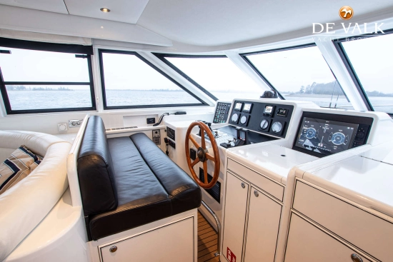 Van Der Valk Explorer 25 m usata in vendita