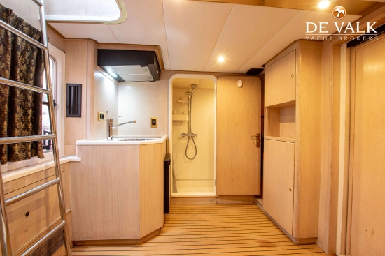 Van Der Valk Explorer 25 m usata in vendita