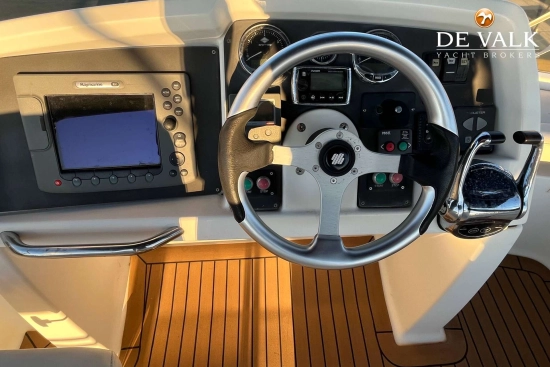 Beneteau Antares 13.80 usado à venda