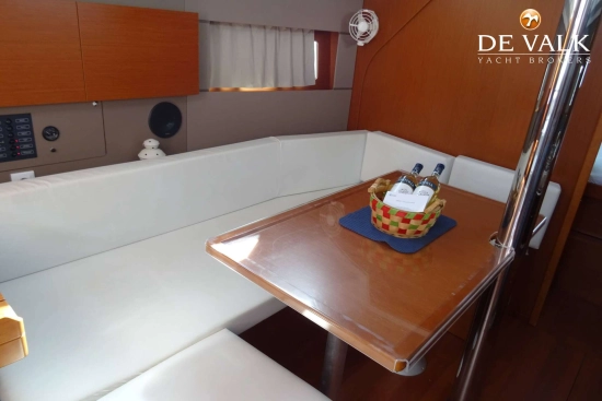 Beneteau Oceanis 38 usado à venda