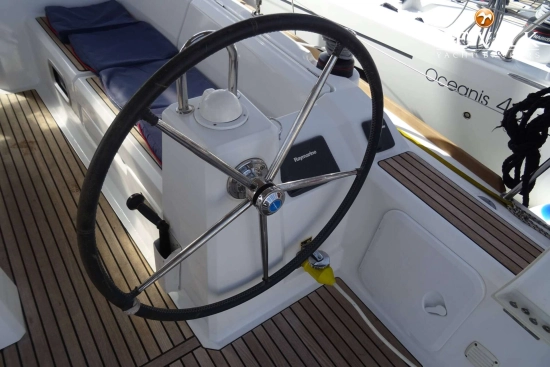 Beneteau Oceanis 38 usado à venda