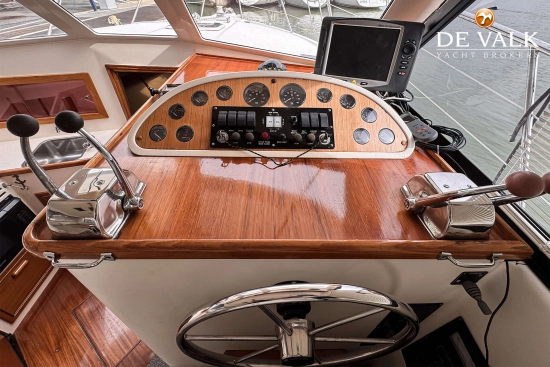 Riviera 33 Flybridge usado à venda