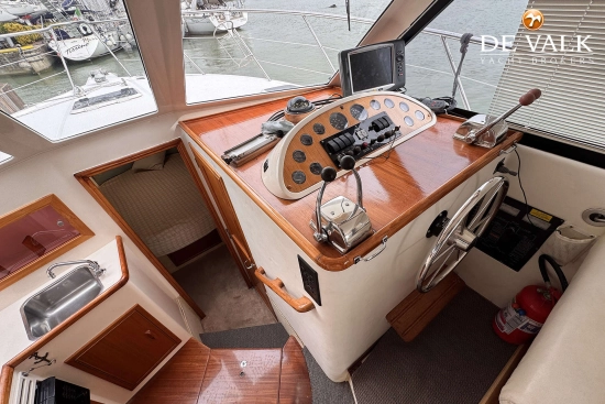 Riviera 33 Flybridge usado à venda