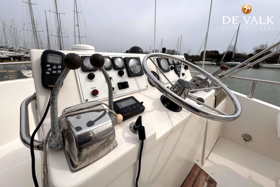 Riviera 33 Flybridge usado à venda
