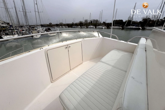 Riviera 33 Flybridge usado à venda