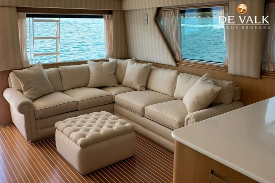 Hatteras Yachts 65 Convertible usado à venda
