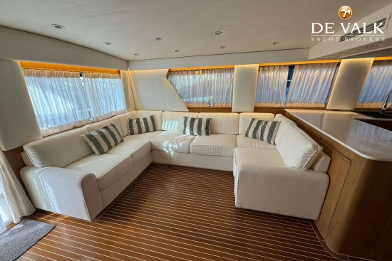 Hatteras Yachts 65 Convertible usado à venda