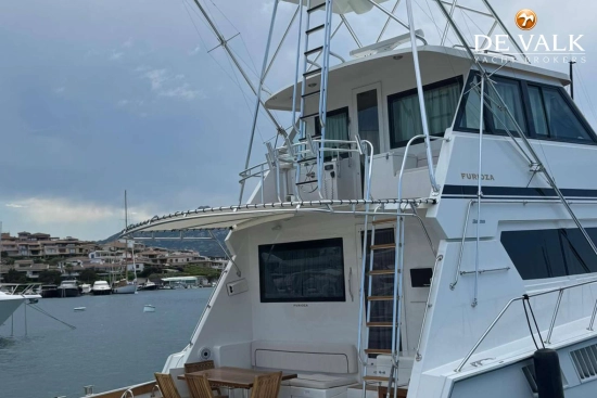 Hatteras Yachts 65 Convertible usado à venda