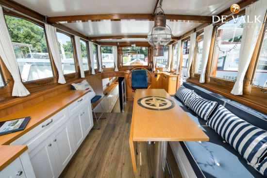 Luxe motor 28 m usado à venda