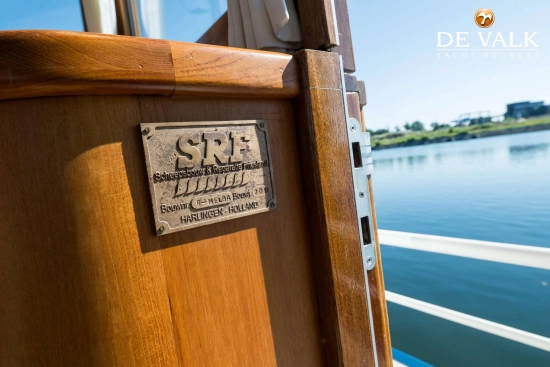 Luxe motor 28 m usado à venda