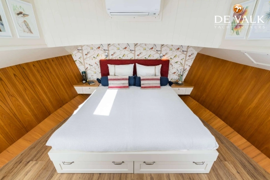 Luxe motor 28 m usado à venda