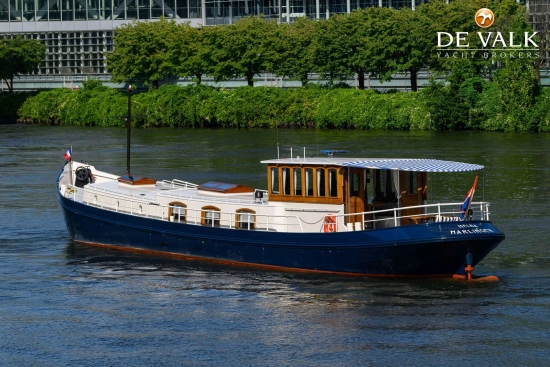 Luxe motor 28 m usado à venda