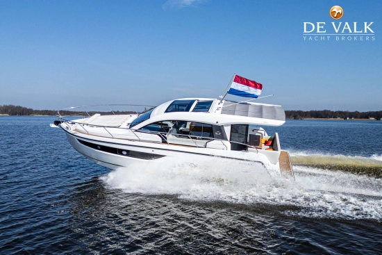 Sealine C390 usado à venda