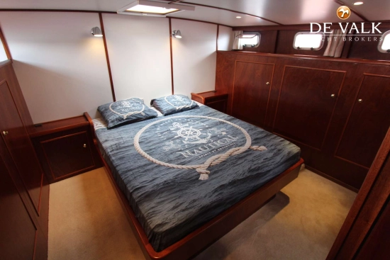 Bronsveen Spiegelkotter 1480 de segunda mano en venta