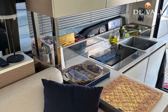 Jeanneau Prestige 460 usado à venda