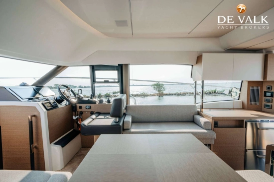 Prestige 420 Flybridge usado à venda