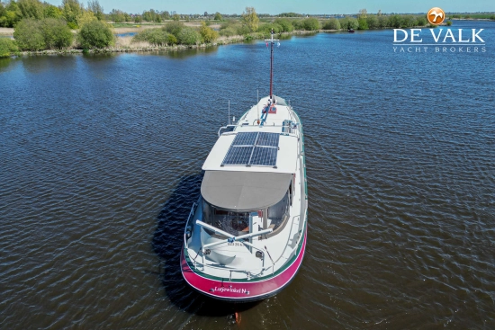 Luxe motor 22 m usado à venda