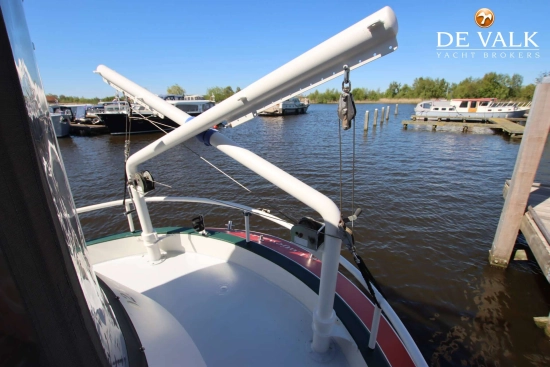 Luxe motor 22 m usado à venda