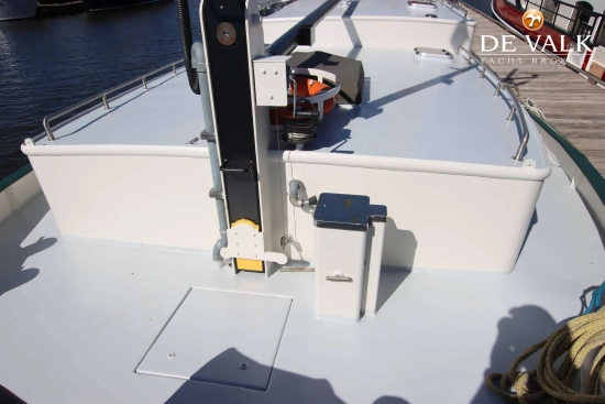 Luxe motor 22 m usado à venda