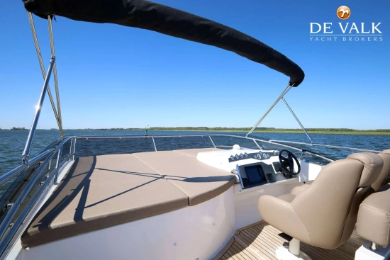 Galeon 530 Fly usado à venda