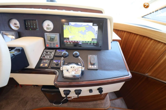 Galeon 530 Fly usado à venda