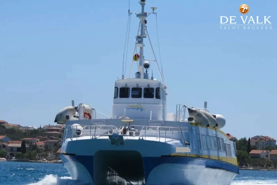 Day Passengers Ship CATAMARAN 26.5 usata in vendita