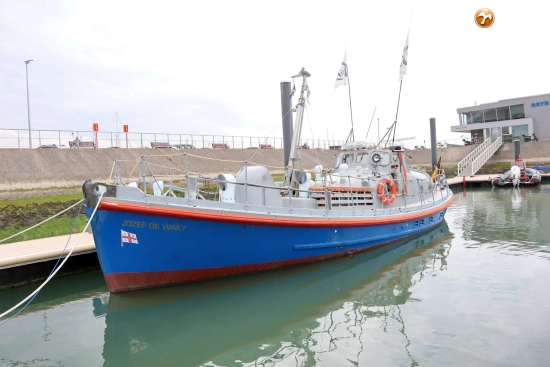 Waarschip 1076 Custom usado à venda