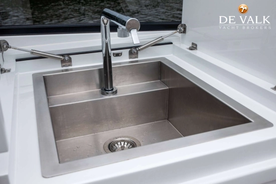 Reborn 40 R Cabin usata in vendita