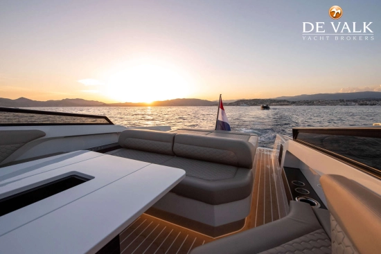 Reborn 40 R Cabin usata in vendita