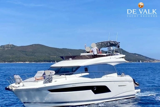 Jeanneau Prestige 50. usado à venda
