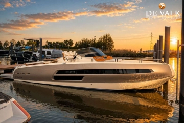 Invictus Yacht GT 370 usata in vendita