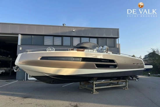 Invictus Yacht GT 370 usado à venda