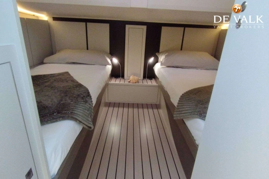 Italia Yachts IY 43 veloce de segunda mano en venta