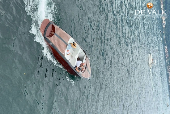 One Off Astilleros Motor Yacht usado à venda