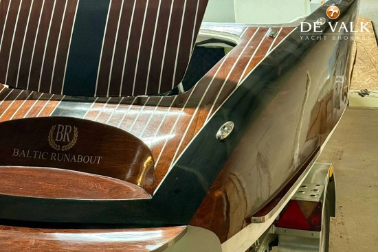 One Off Astilleros Motor Yacht usado à venda