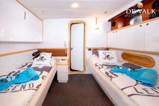 Azimut 90 usado à venda