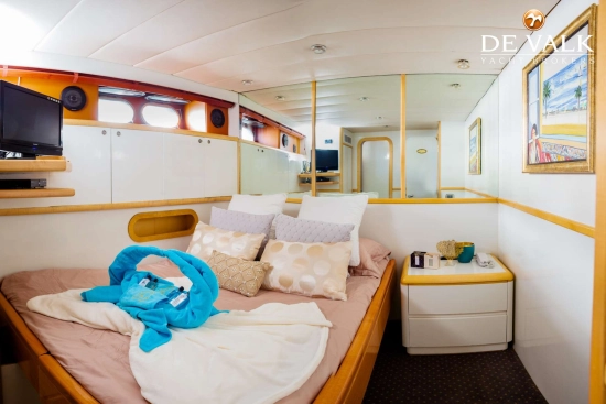 Azimut 90 usado à venda