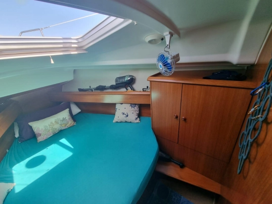 Jeanneau Sun Odyssey 37 preowned for sale