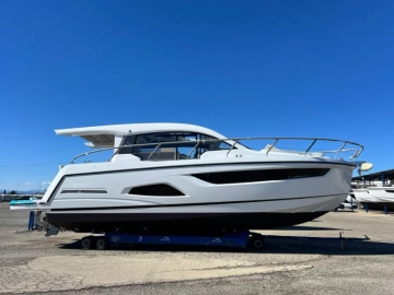 Sealine C390 nuevo en venta