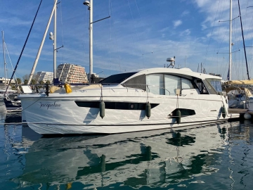 Sealine C530 usado à venda