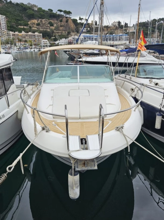 Jeanneau Leader 805 usado à venda