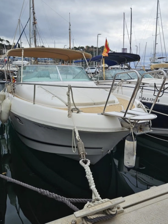 Jeanneau Leader 805 usado à venda