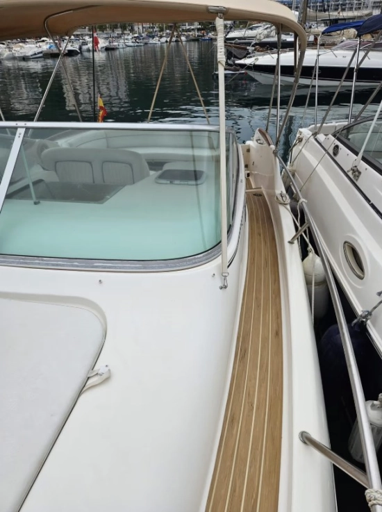 Jeanneau Leader 805 usado à venda