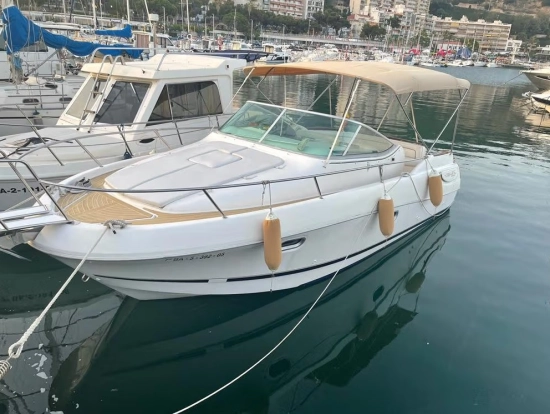 Jeanneau Leader 805 usado à venda
