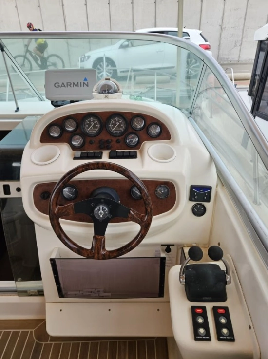 Jeanneau Leader 805 usado à venda